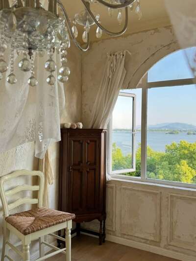 hz/别墅/江边洋房1